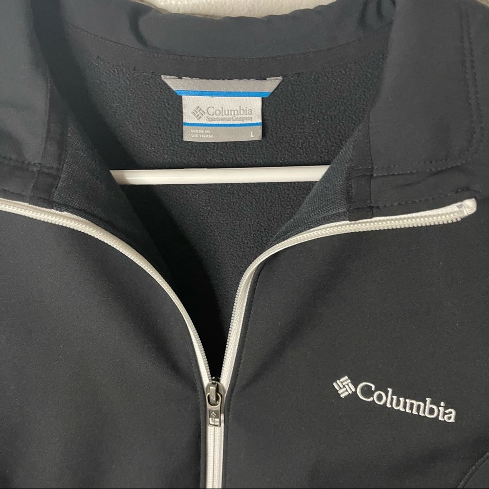Columbia Large Jacket - Picture 10 of 16